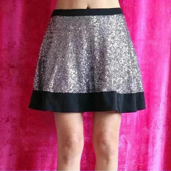 Topshop Silver Sequin Flare Mini Skater  Skirt, US 6 Party, New Year’s Glittery - Picture 1 of 16